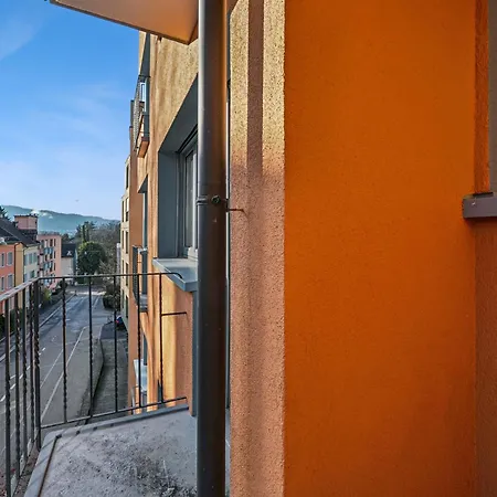 - Crown 25 Apartamento