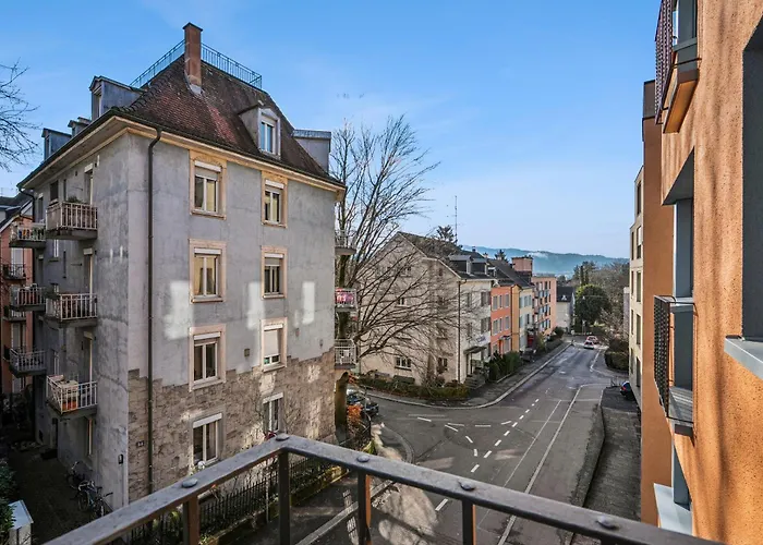 דירה - Crown 25 *