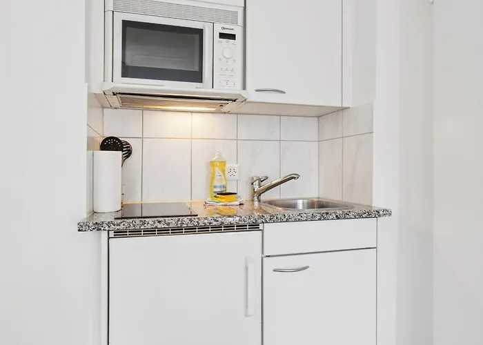 - Crown 25 דירה *